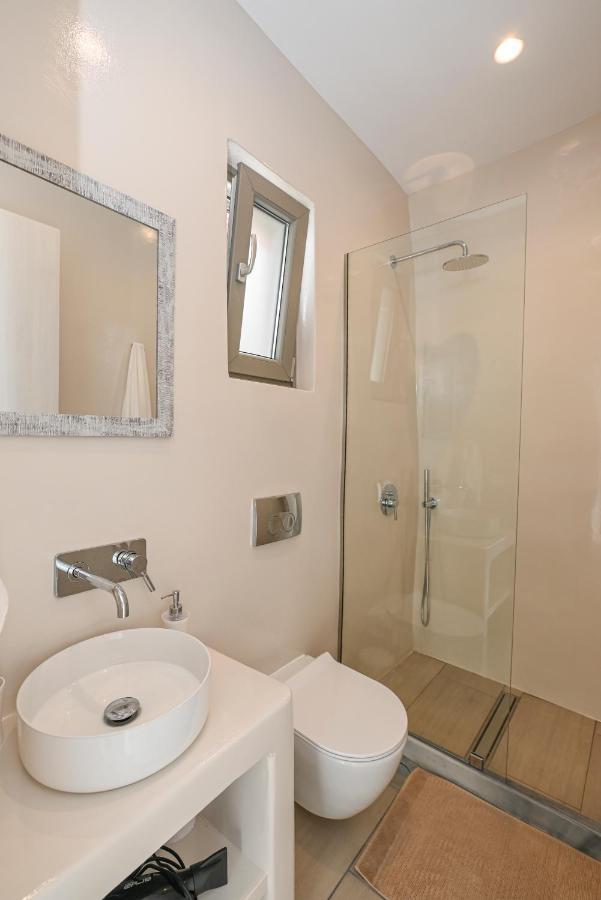 Le Petit Ενα Μικρό Αλλά Όμορφο Σπίτι Apartment Steni ภายนอก รูปภาพ